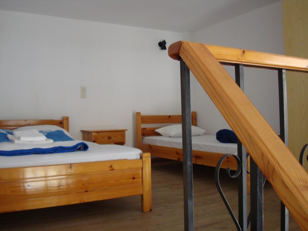 Artemis Studios Ayía Roúmeli Bilik gambar